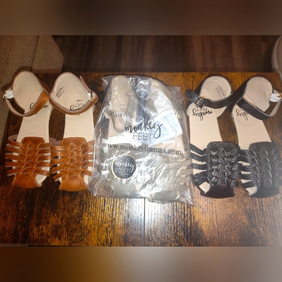Monkey Feet Macy's Bundle Size 3/4 - Picture 1 of 4
